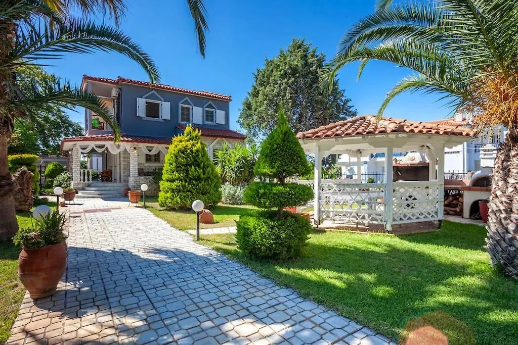 Villa Jardin Nikiti  Holiday home